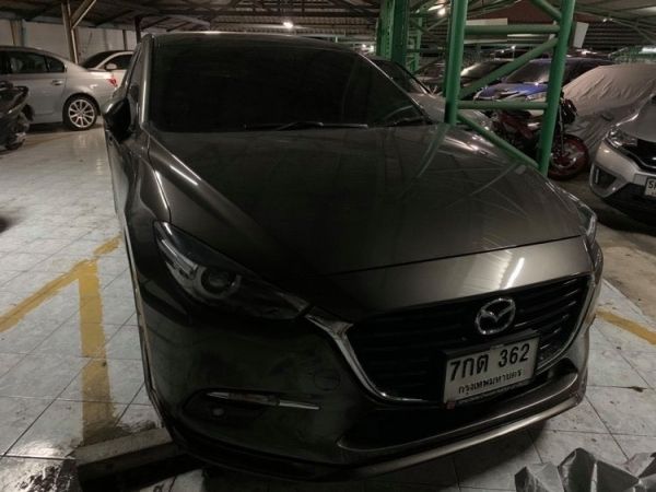 Mazda 3 ปี 2017 จดทะเบียน 2018 รุ่น S รูปที่ 0